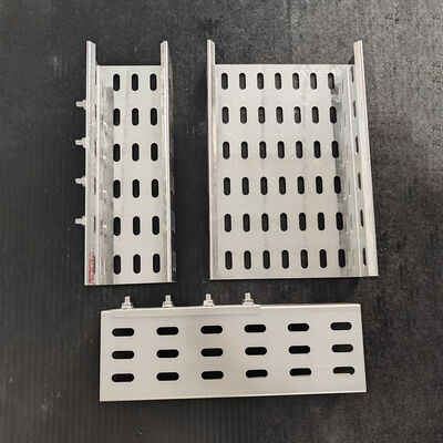 Giá tốt. 2m / 6m Hot Dip Galvanized Groove Slotted C Channel cho việc lắp đặt mặt trời PV trực tuyến