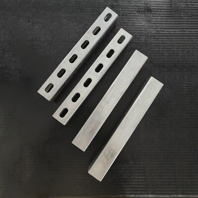 Buon prezzo Pre galvanizzato angolo rotondo 41x41 canale a fessure Q235 acciaio al carbonio in linea