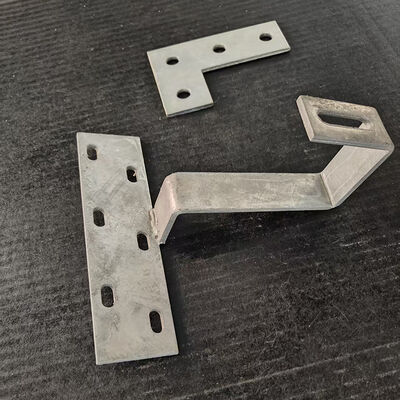 Bon prix Équerre en L réglable galvanisée pour raccordement d'accessoires de rail strut Unistrut en ligne